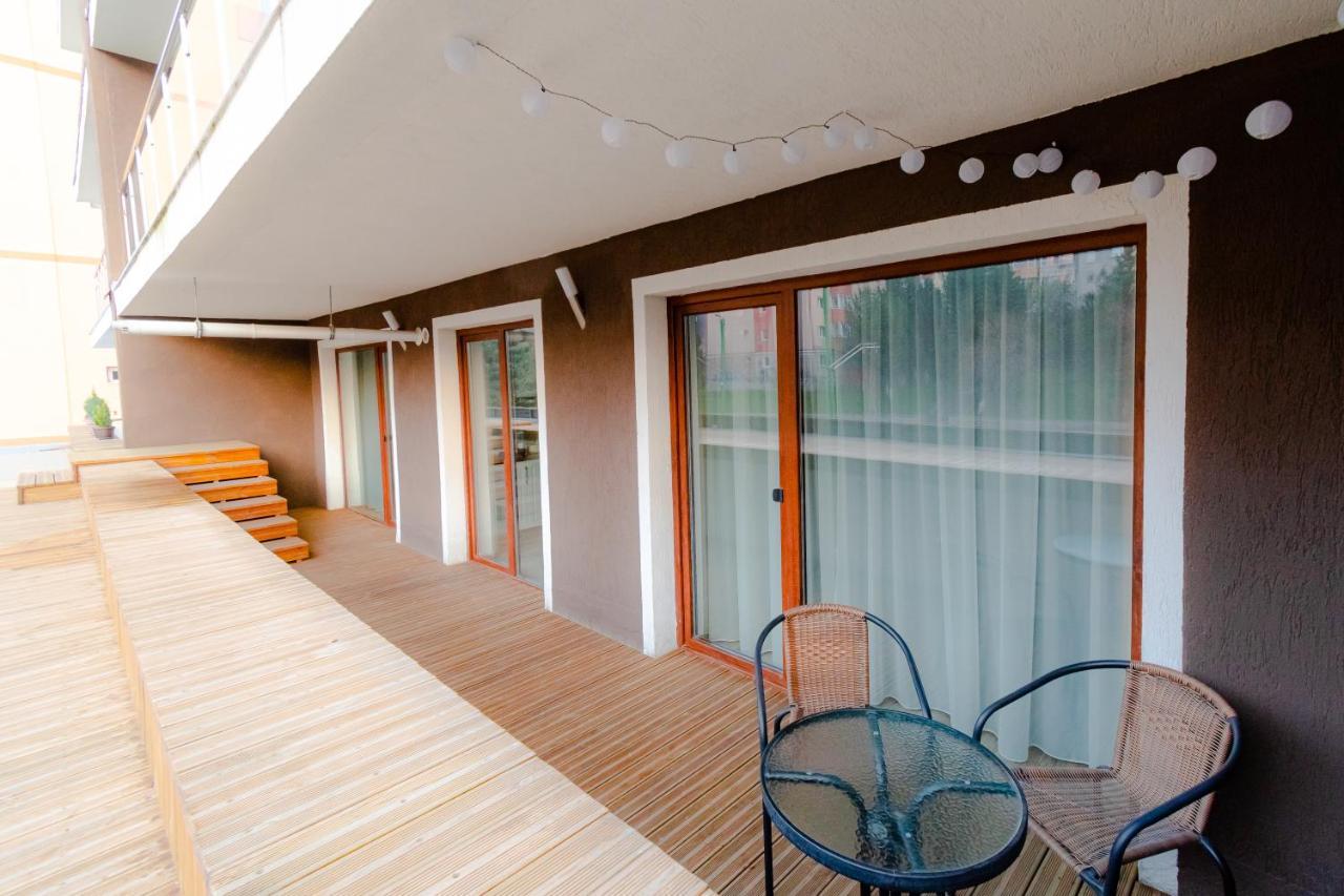 Transylvanian Apt. W/ Lrg. Terrace And Parking - Karpatenhaus Braşov Exterior foto